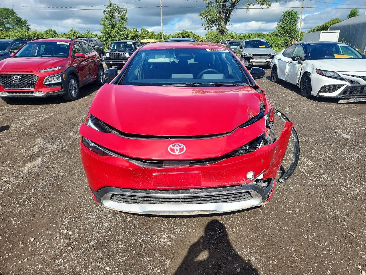 2025 TOYOTA PRIUS PLUG-IN HYBRID SE — Фото 5 из 12