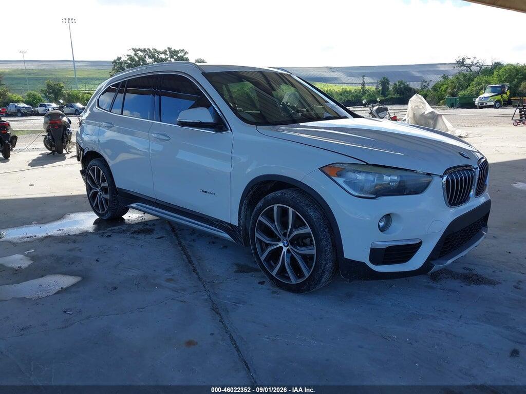 2017 BMW X1 WBXHT3C37H5F80529