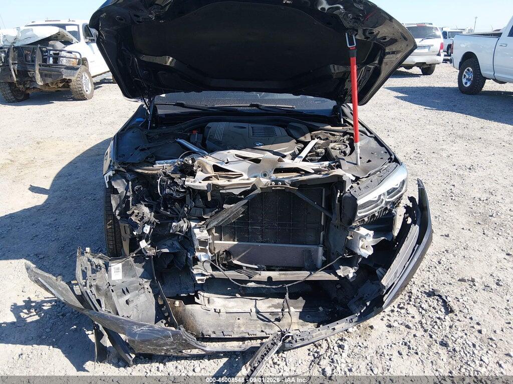 WBA7T2C0XNCH87963 2022 BMW 740 photo no. 10