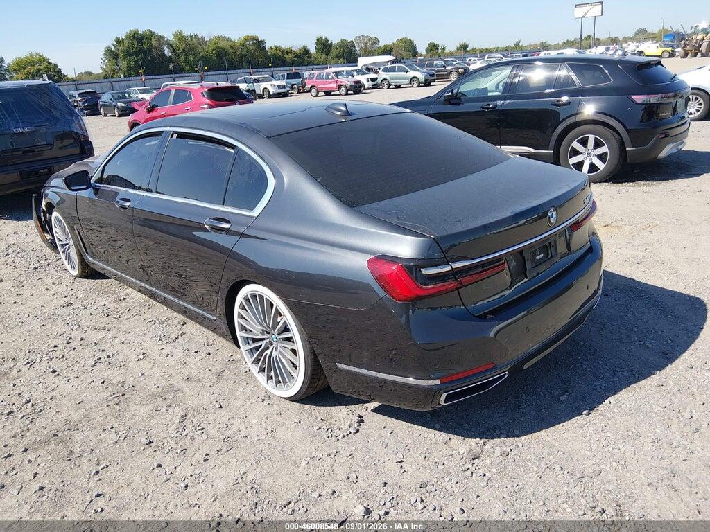 WBA7T2C0XNCH87963 2022 BMW 740 photo no. 3