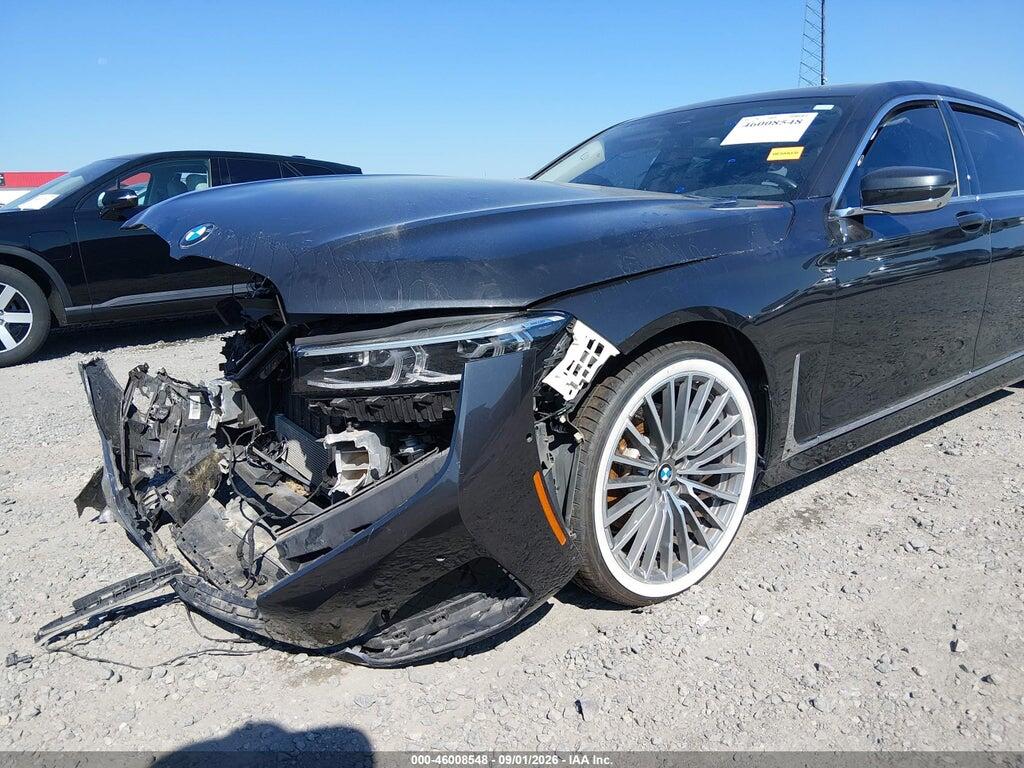 WBA7T2C0XNCH87963 2022 BMW 740 photo no. 6