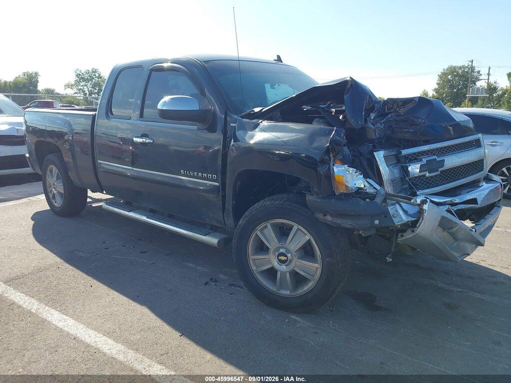 2013 CHEVROLET SILVERADO 1500 1GCRCSE08DZ414504