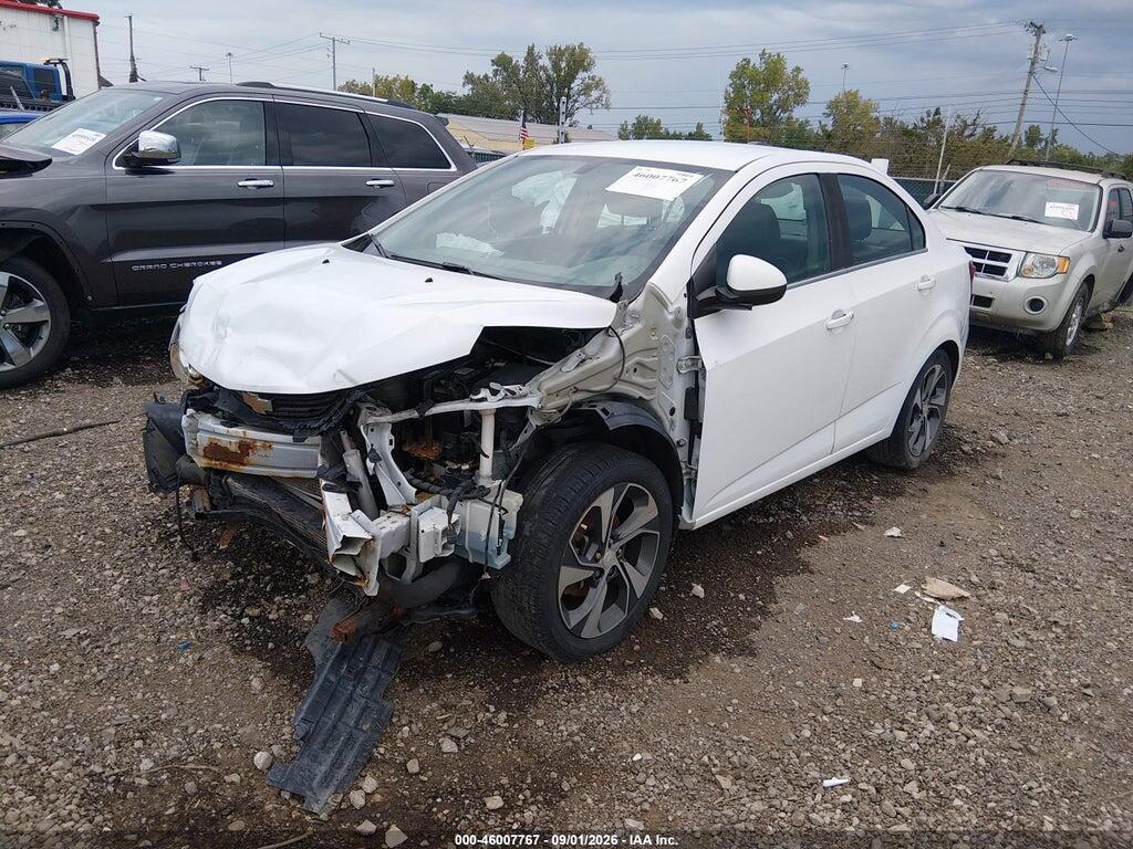 1G1JF5SBXJ4134712 2018 CHEVROLET SONIC photo no. 2