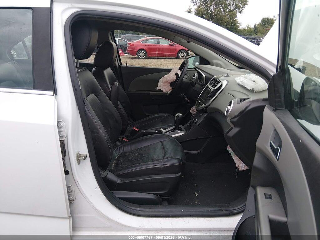 1G1JF5SBXJ4134712 2018 CHEVROLET SONIC photo no. 5