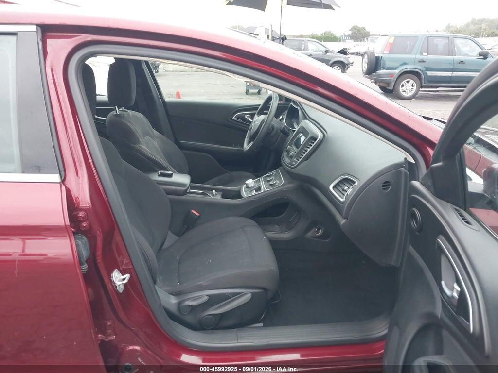 1C3CCCFB9FN605083 2015 CHRYSLER 200 photo no. 5