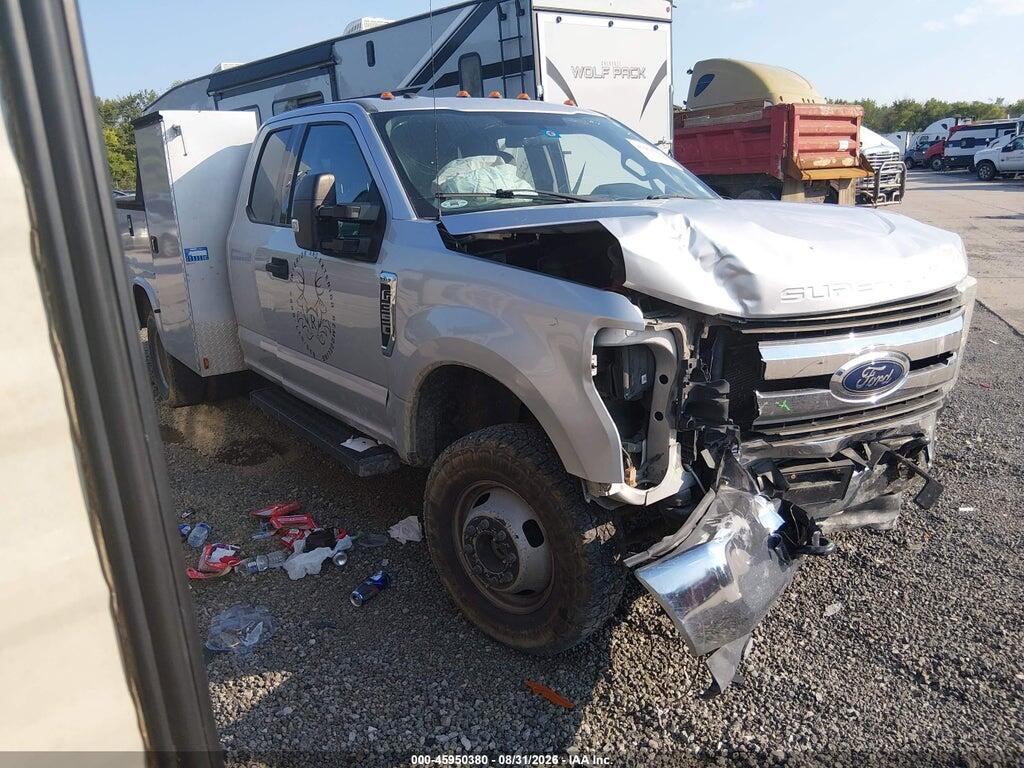 2017 FORD F-350 CHASSIS 1FD8X3H69HEC46533