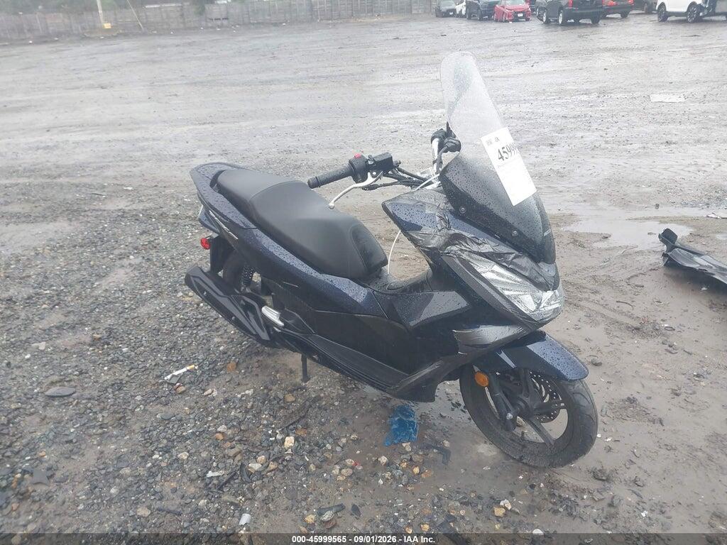 2018 HONDA PCX RLHKF1805JY300900