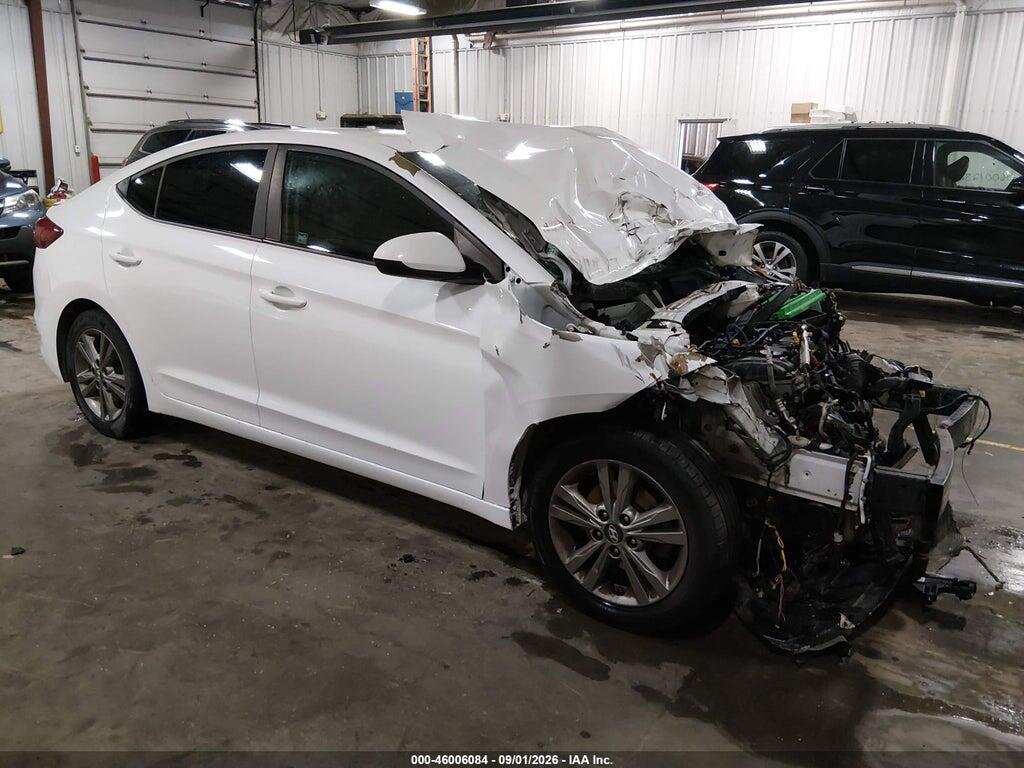 2018 HYUNDAI ELANTRA 5NPD84LF0JH389521