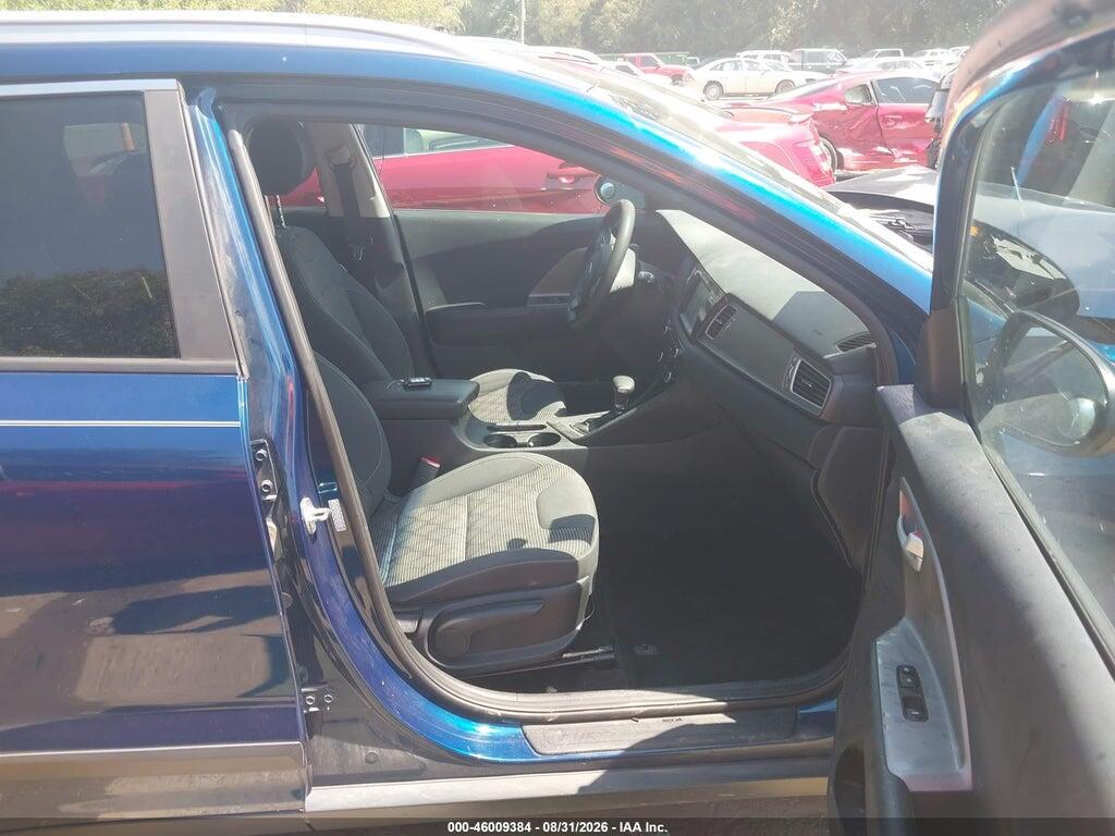 KNDCB3LC7H5066106 2017 KIA NIRO photo no. 5