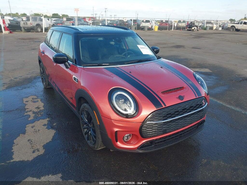 2024 MINI CLUBMAN WMWXJ1C06R2V58429