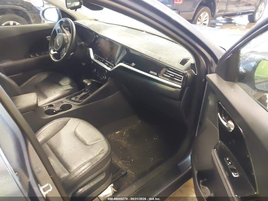 KNDCC3LC2N5536681 2022 KIA NIRO photo no. 5