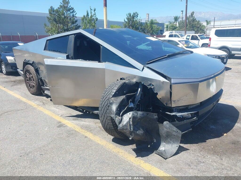 2024 TESLA CYBERTRUCK 7G2CEHEDXRA018121