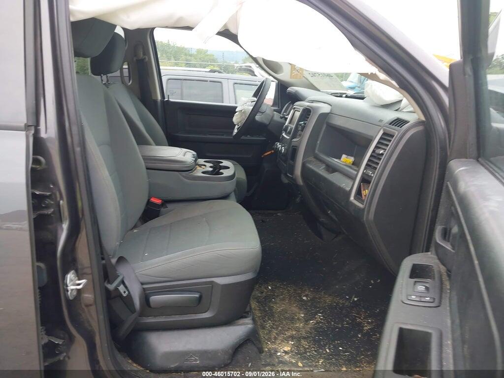 1C6RR7FT4JS215787 2018 RAM 1500 photo no. 5