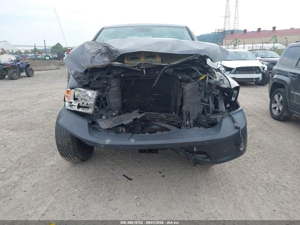 1C6RR7FT4JS215787 2018 RAM 1500 photo no. 6