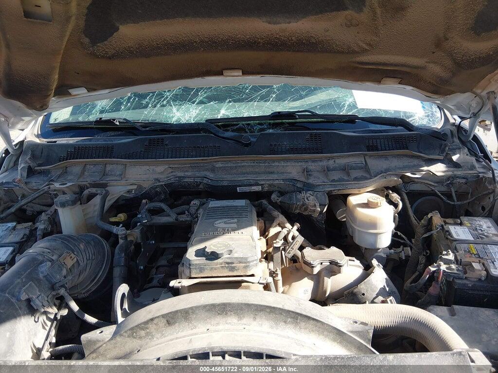 3C6UR5HL8JG237682 2018 RAM 2500 photo no. 10