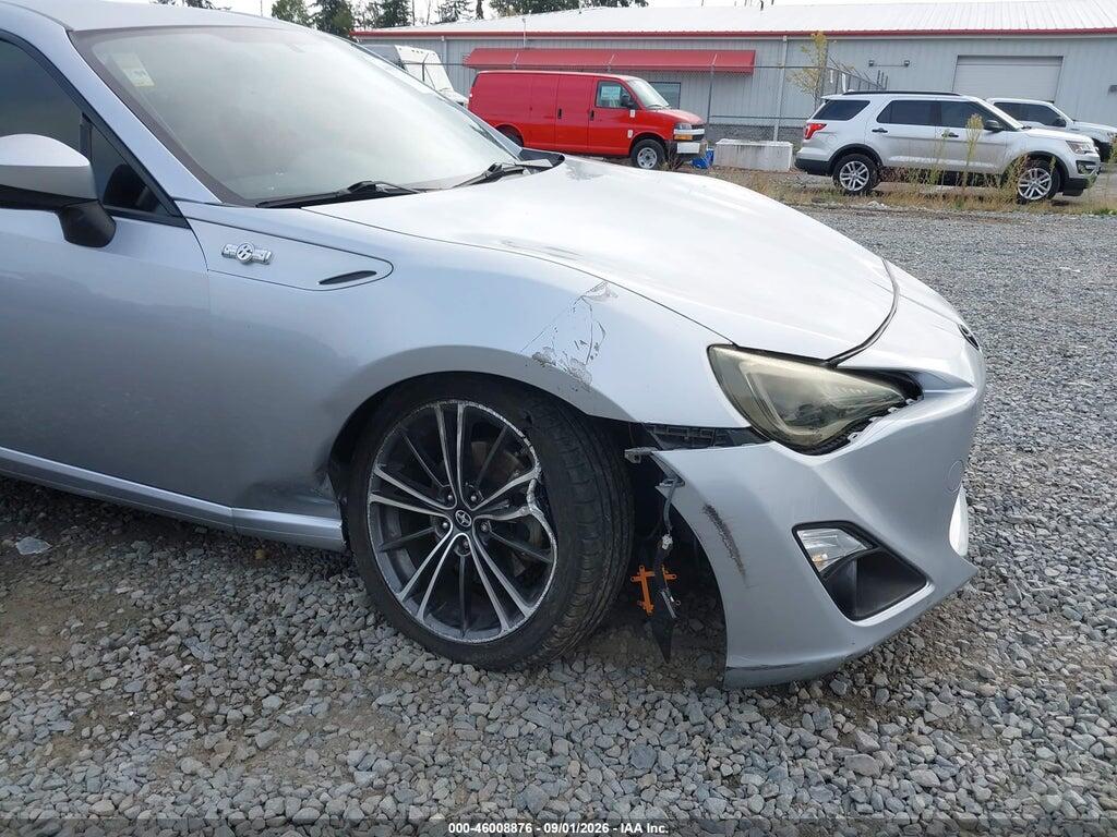 JF1ZNAA19F8700332 2015 SCION FR-S photo no. 6