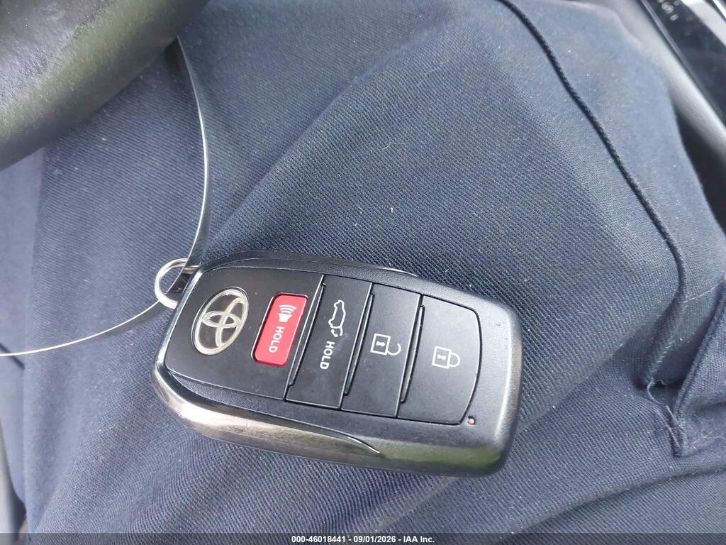 7MUFBABG2PV008635 2023 TOYOTA COROLLA CROSS HYBRID photo no. 11