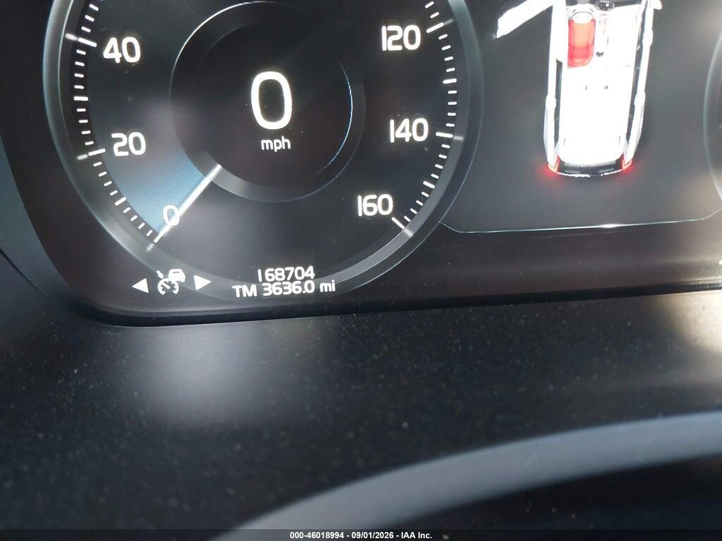 YV4102KM6H1147796 2017 VOLVO XC90 photo no. 7