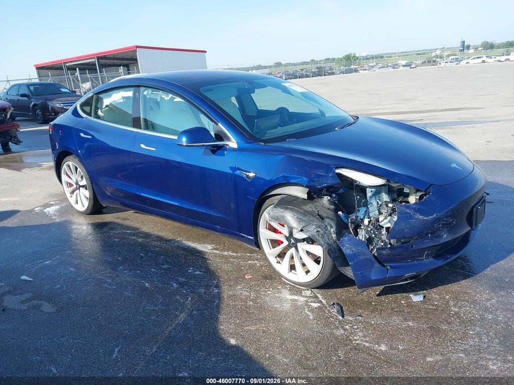 5YJ3E1EB5JF080722 2018 TESLA MODEL 3 photo no. 1