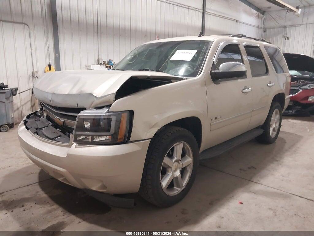 1GNSKCE01BR172430 2011 CHEVROLET TAHOE photo no. 2