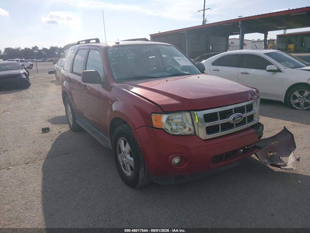 1FMCU0DG7BKA91053 2011 FORD ESCAPE photo no. 1