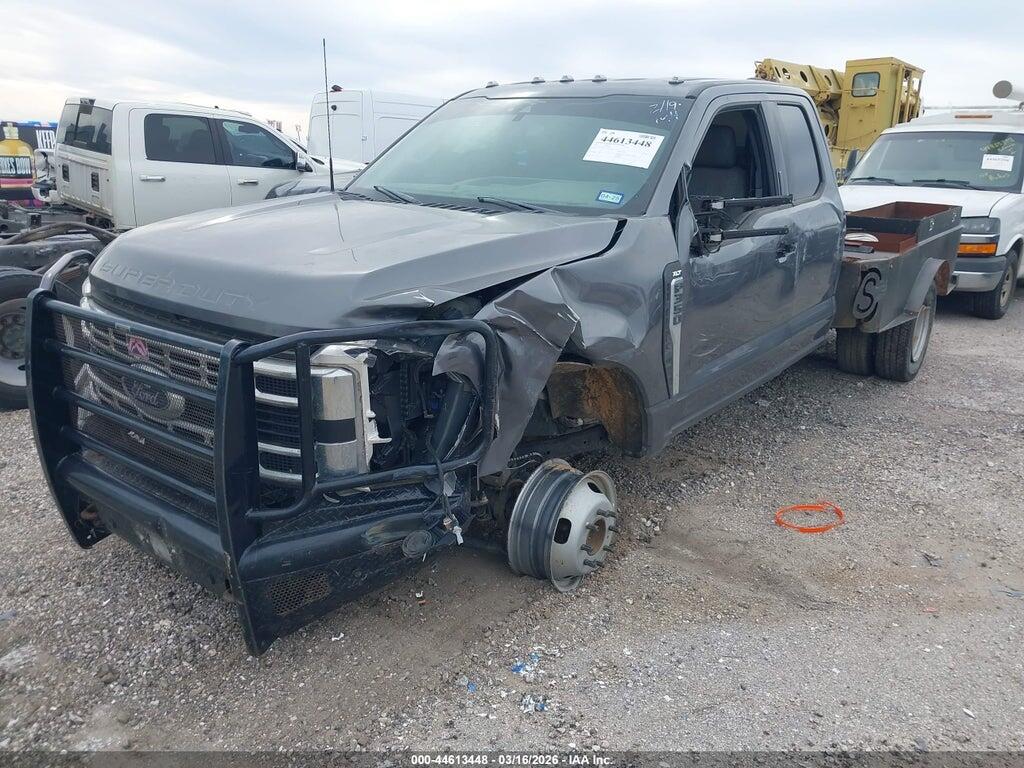 1FT8X3DN9PEC55829 2023 FORD F-350 photo no. 2