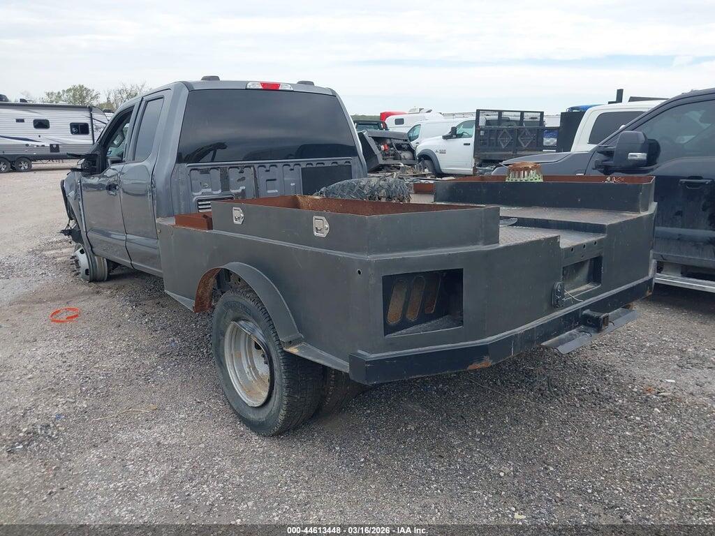 1FT8X3DN9PEC55829 2023 FORD F-350 photo no. 3