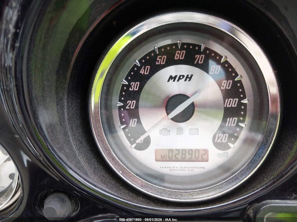 1HD1PJE144Y952853 2004 HARLEY-DAVIDSON FLHTCSE photo no. 7