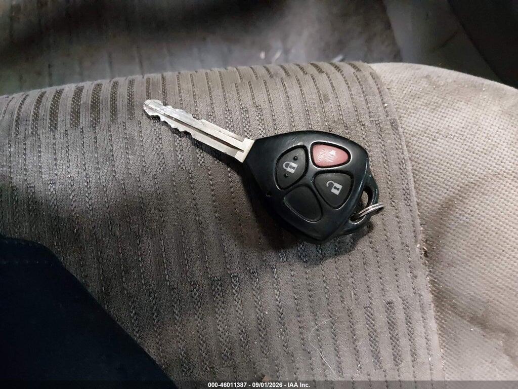 2T3BF4DV5AW024845 2010 TOYOTA RAV4 photo no. 11