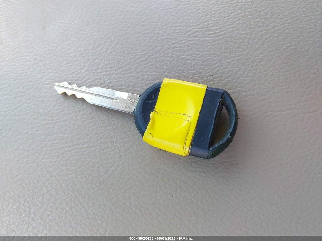1FMPU16575LA71581 2005 FORD EXPEDITION photo no. 11