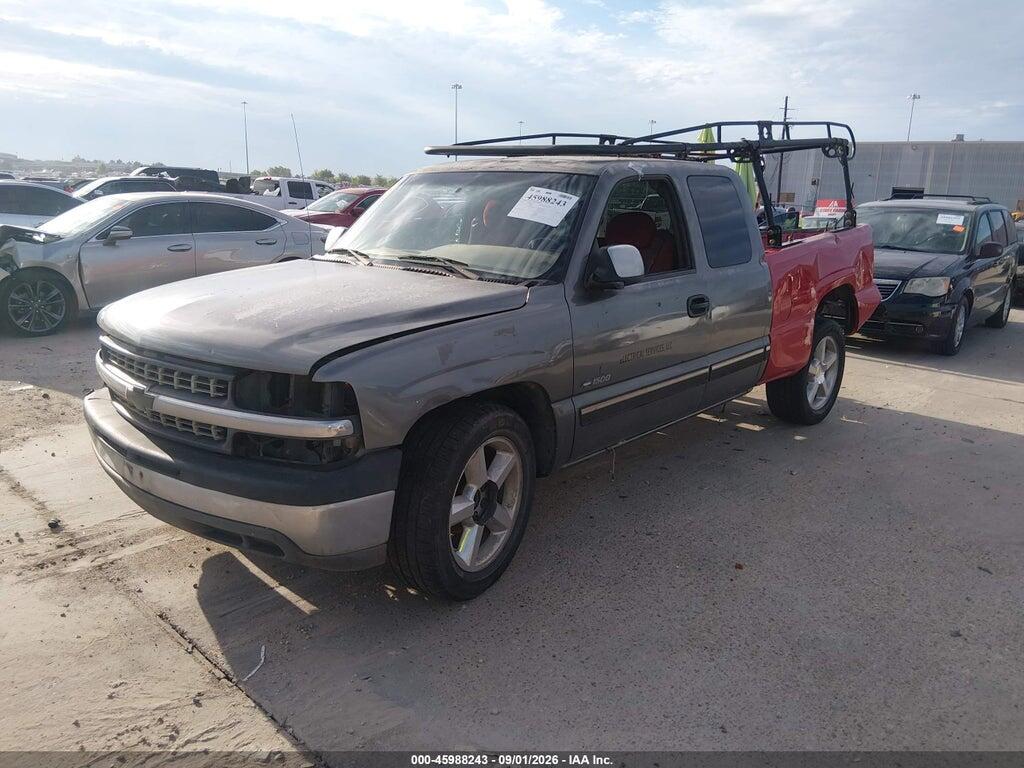 2GCEC19V121256866 2002 CHEVROLET SILVERADO 1500 photo no. 2