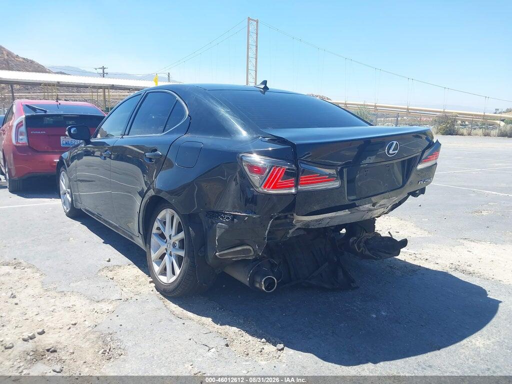 JTHBF5C25B5150868 2011 LEXUS IS 250 photo no. 3