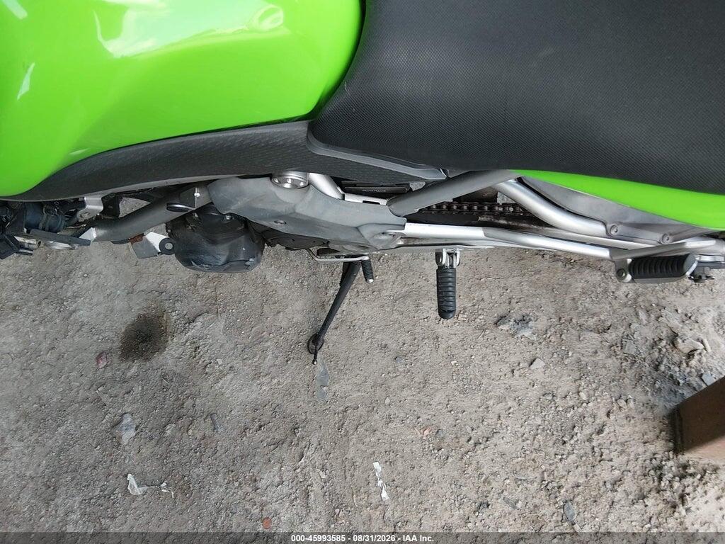 JKAEXEC149DA38353 2009 KAWASAKI EX650 photo no. 9