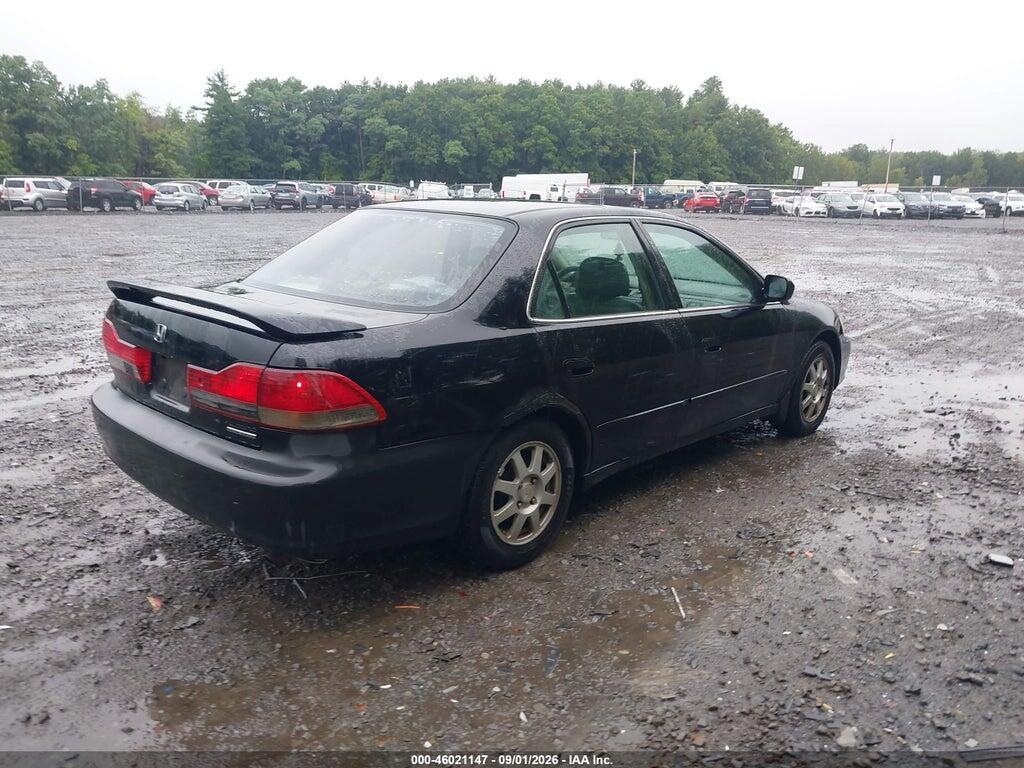 1HGCG668X2A018562 2002 HONDA ACCORD photo no. 4