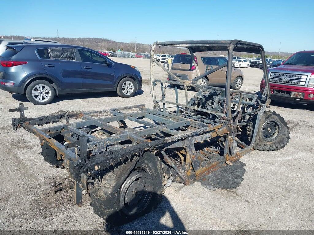 3JB7KAX49LK000375 2020 CAN-AM DEFENDER photo no. 4