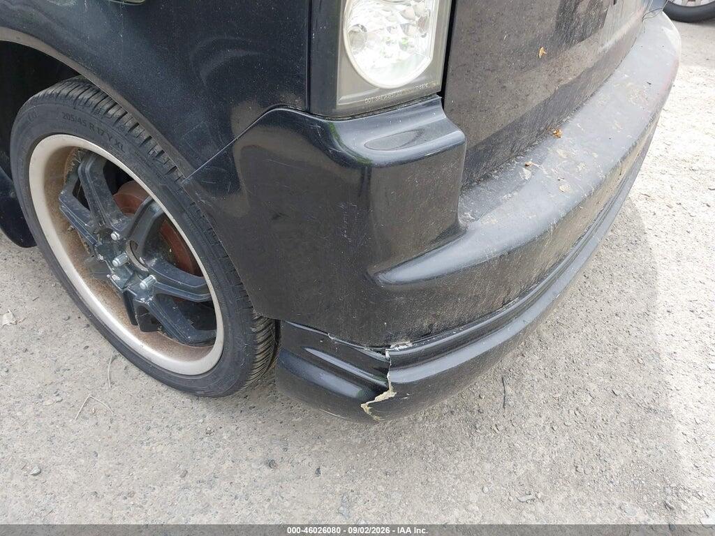 JTLKT334X50174783 2005 SCION XB photo no. 6