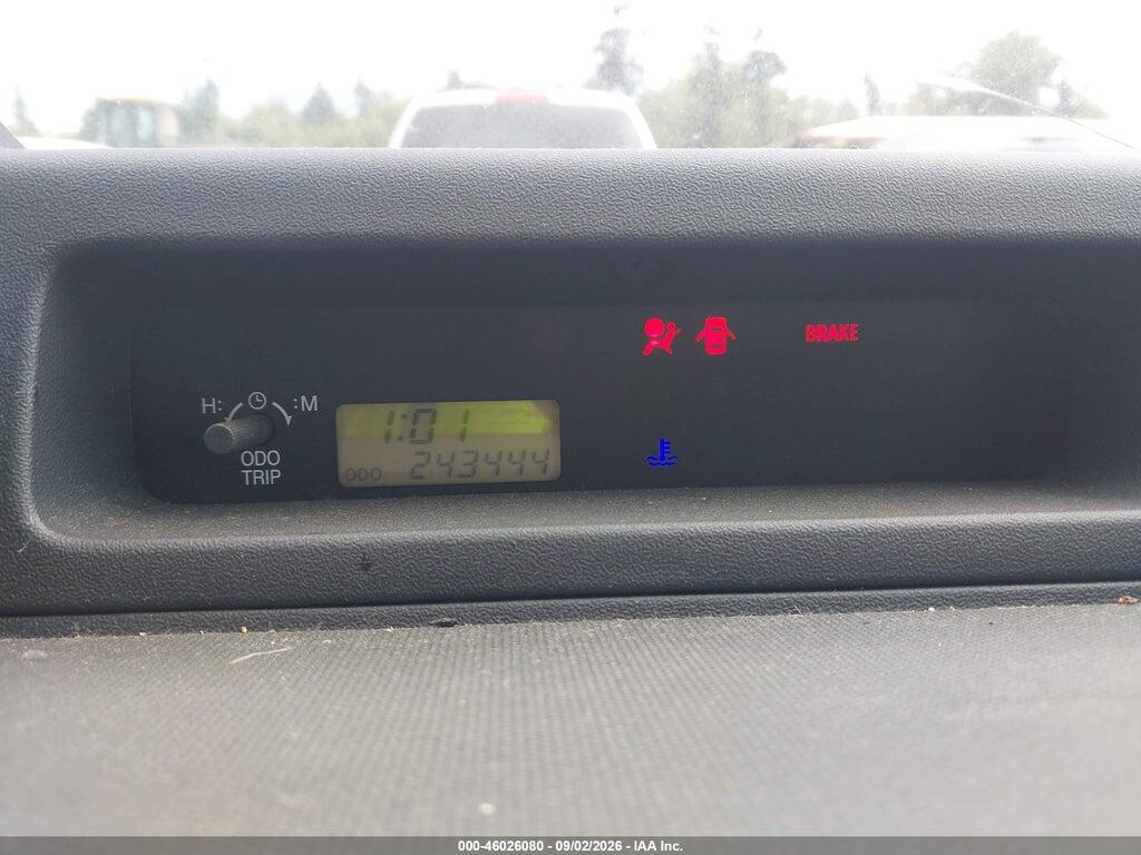 JTLKT334X50174783 2005 SCION XB photo no. 7