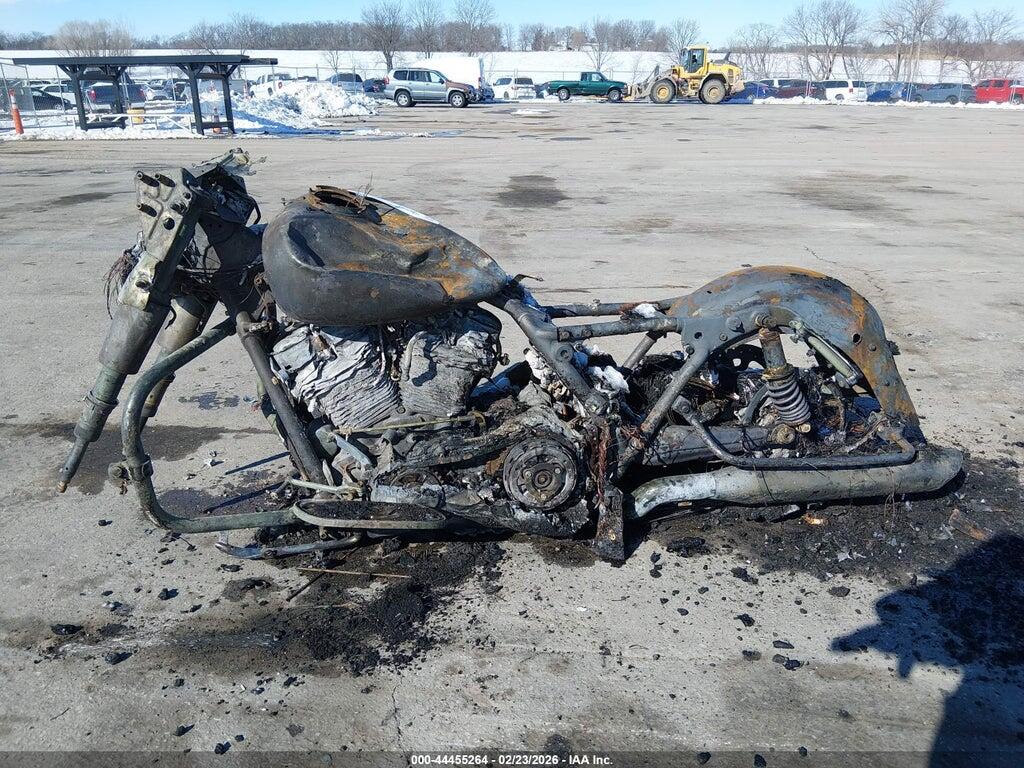 1HD1KBC12JB615586 2018 HARLEY-DAVIDSON FLHX photo no. 11