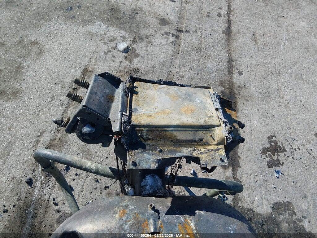 1HD1KBC12JB615586 2018 HARLEY-DAVIDSON FLHX photo no. 7