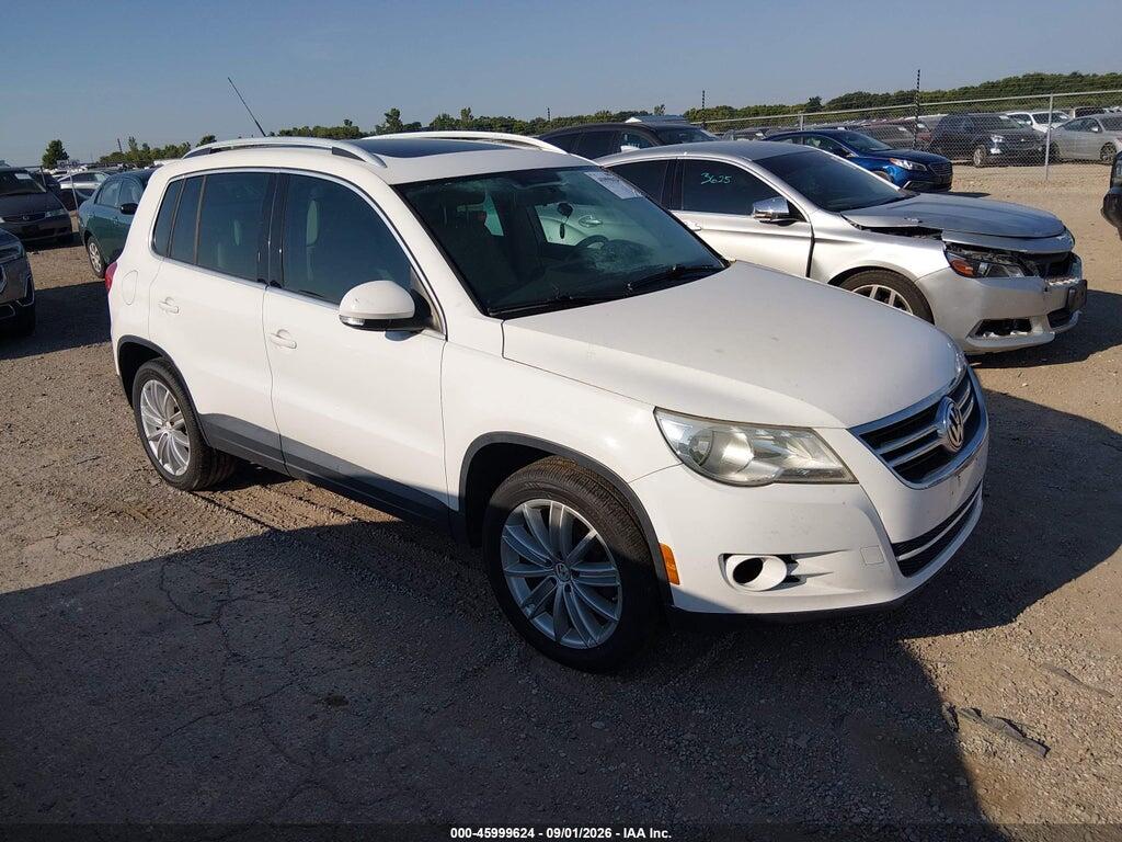 2011 VOLKSWAGEN TIGUAN WVGBV7AX8BW541825
