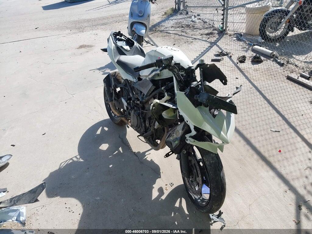 2025 KAWASAKI EX500 ML5EXGG13SDA71307