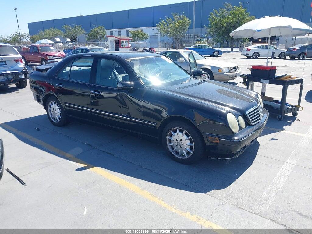 2000 MERCEDES-BENZ E 320 WDBJF65J6YB125171