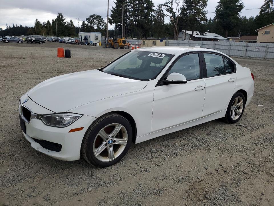 2015 BMW 320 WBA3B1G56FNN91359