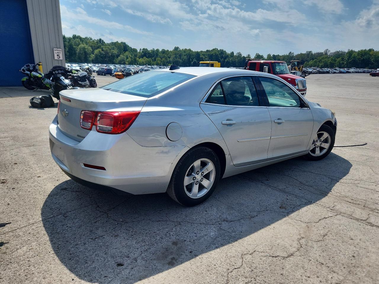 2013 CHEVROLET MALIBU LS — Фото 3 из 13