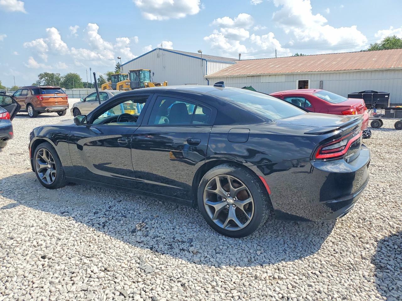 2016 DODGE CHARGER SXT — Фото 2 из 12