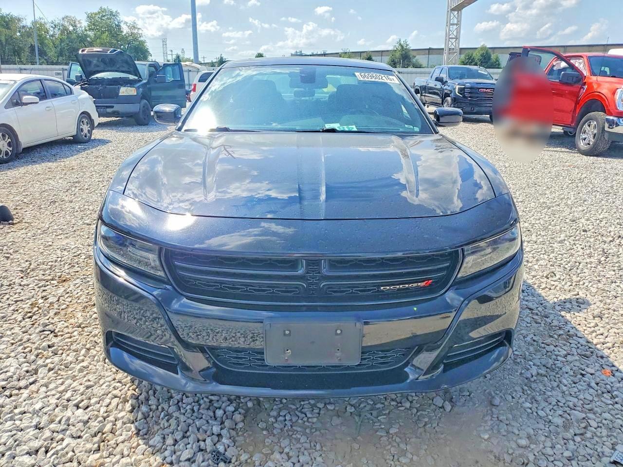 2016 DODGE CHARGER SXT — Фото 5 из 12