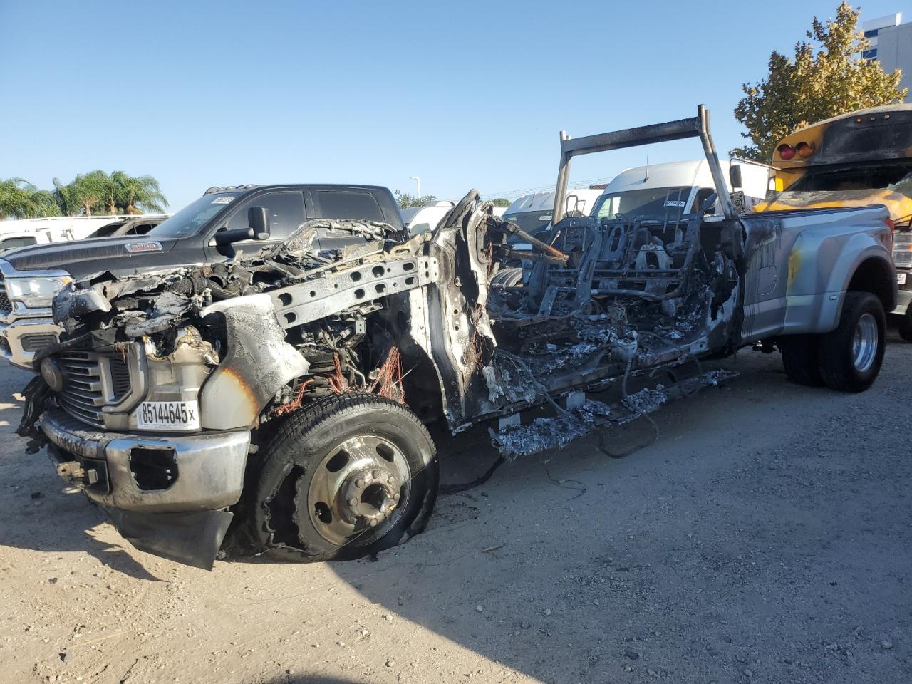 2022 FORD F350 1FT8W3DT2NEF83513