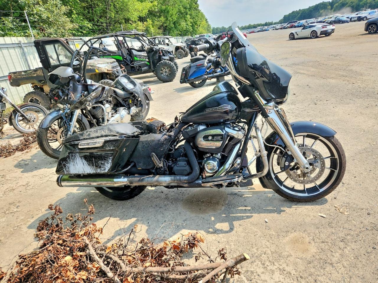 2023 HARLEY-DAVIDSON FLHX 1HD1KBC13PB653112