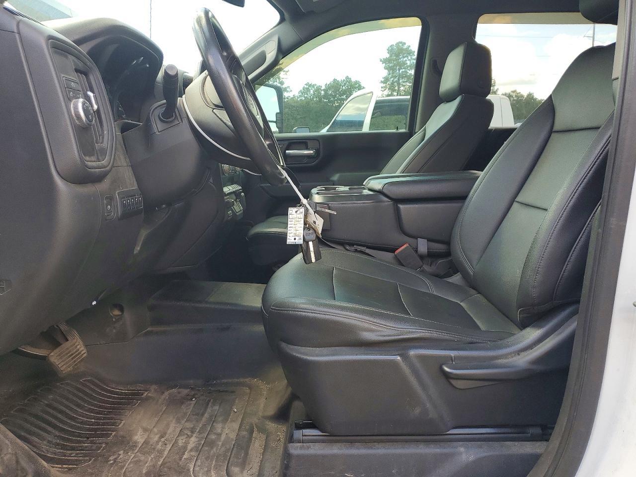 2021 GMC SIERRA C2500 HEAVY DUTY — Фото 7 из 12