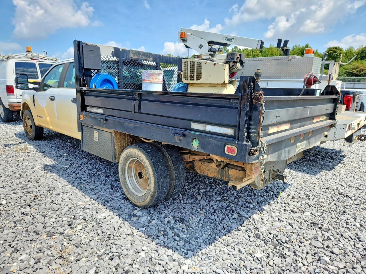 1FD8W3GT1HEB49045 2017 FORD F350 photo no. 2